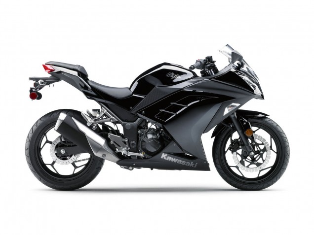 Kawasaki EX300 Motorrad Verkleidung 2013-2024 - Glanzendes Schwarz Matt Schwarz