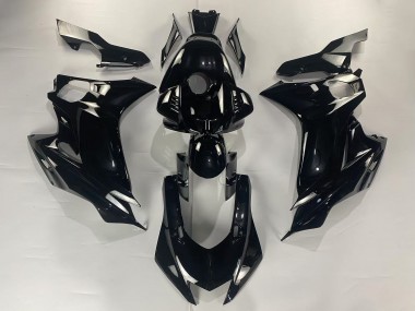 Yamaha YZF 600 R6 Motorrad Verkleidung 2017-2023 - Glanzendes Schwarz