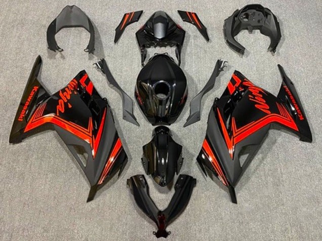 Kawasaki EX300 Motorrad Verkleidung 2013-2024 - Glanzendes Schwarz Matt Schwarz Rot