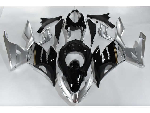 Silber & Schwarz 2018-2023 Kawasaki Ninja 400 Motorrad Verkleidungen Silber & Schwarz 2018-2023 Kawasaki Ninja 400 Motorrad Verkleidungen